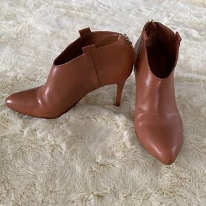 Ivanka Trump Women’s Sz.7 Stiletto Ankle Boot